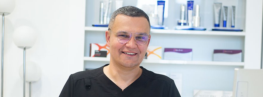Leczenie łysienia według doktora n. med. Marcina Zakrzewskiego