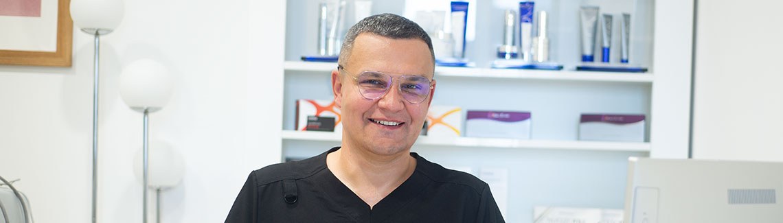 Leczenie łysienia według doktora n. med. Marcina Zakrzewskiego